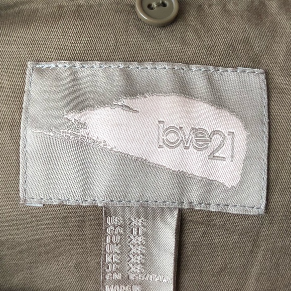 ✨ Olive green coat ✨ F21 - Picture 6 of 6